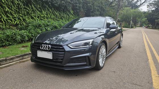 AUDI A5 2.0 TFSI GASOLINA SPORTBACK PERFORMANCE S TRONIC AUDI A5 2.0 TFSI GASOLINA SPORTBACK PERFORMANCE S TRONIC